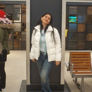 Meet your Posher, Mariana